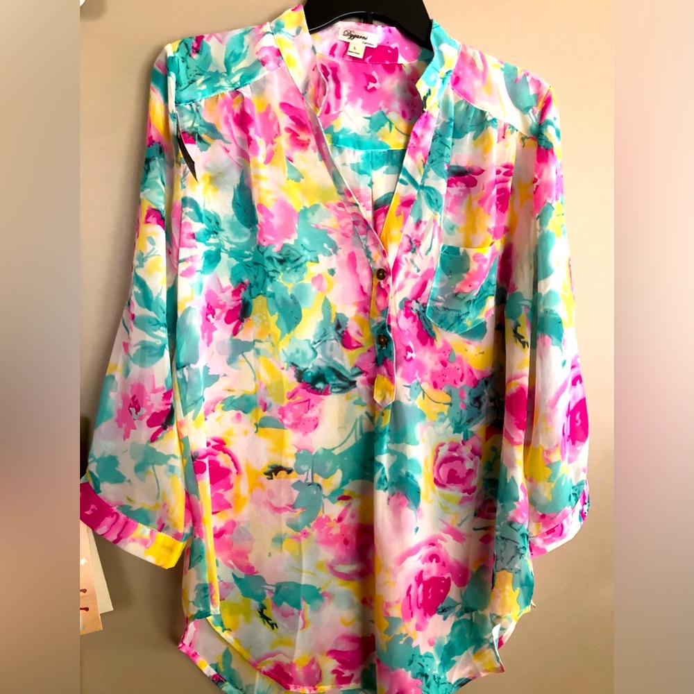 NWT  DYGARNI CALIFORNIA Floral Blouse  $35  Size L